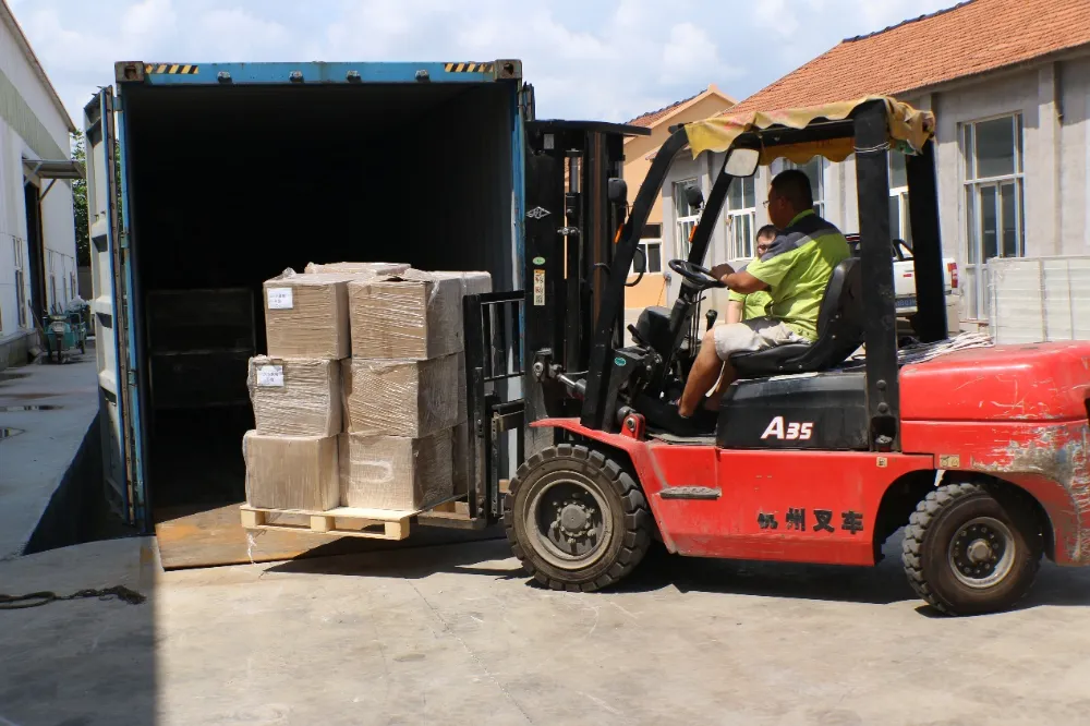 Nachschub an Ersatzteilen wird nach Indonesien geliefert, um die Kundenwartung zu unterstützen